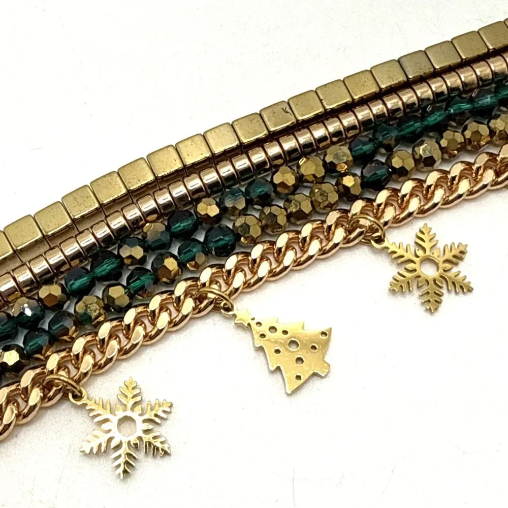Victoria Emerson Multi Strand Bracelet Green Bead Christmas Tree Star Charms 7.5